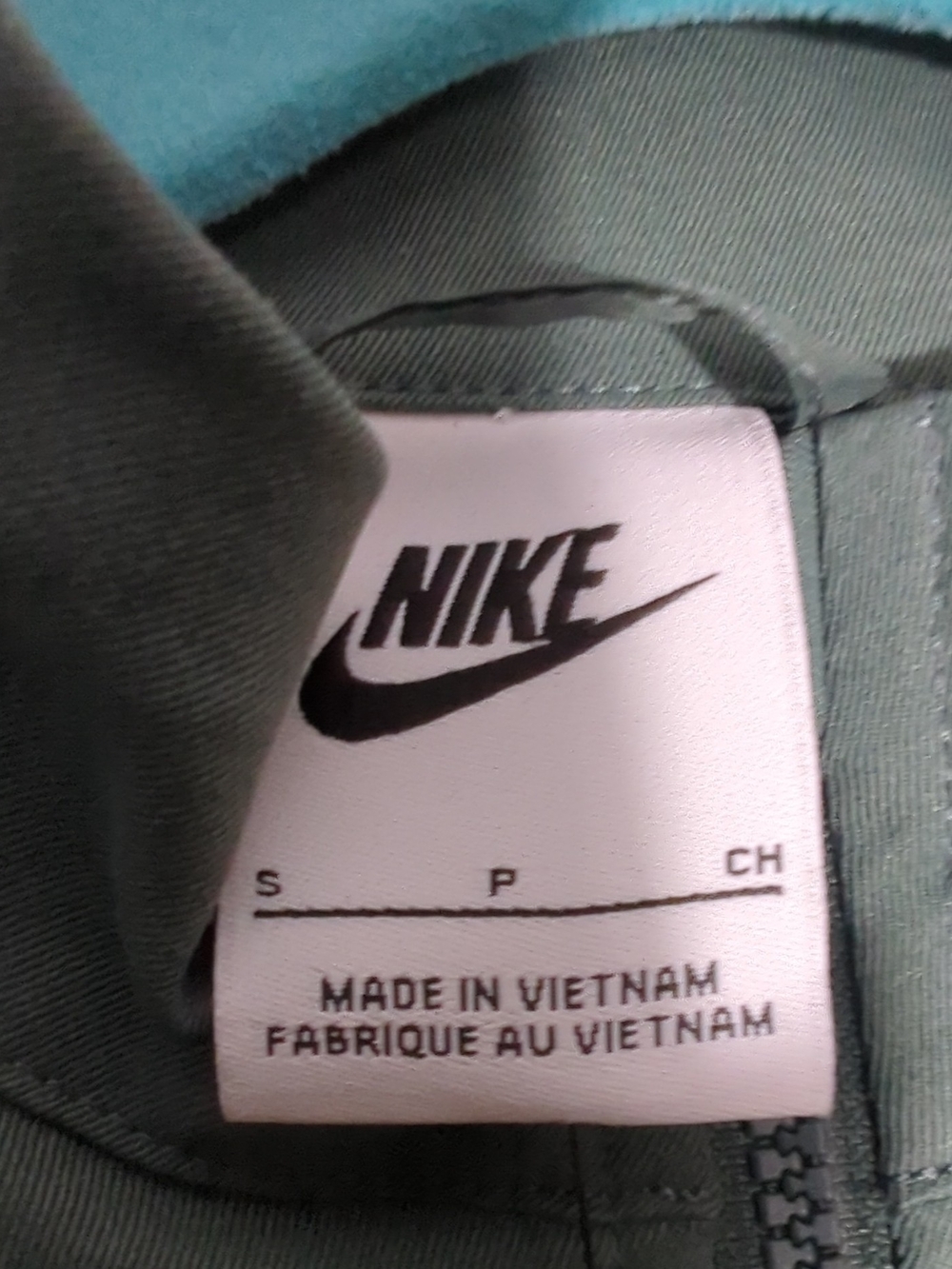 Nike Kids Green Full-Zip Raincoat with White Swoosh - Picture 3 of 6
